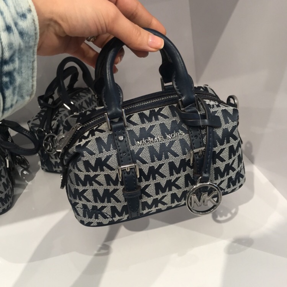 Mini crossbody Michael Kors bag - Picture 2 of 3